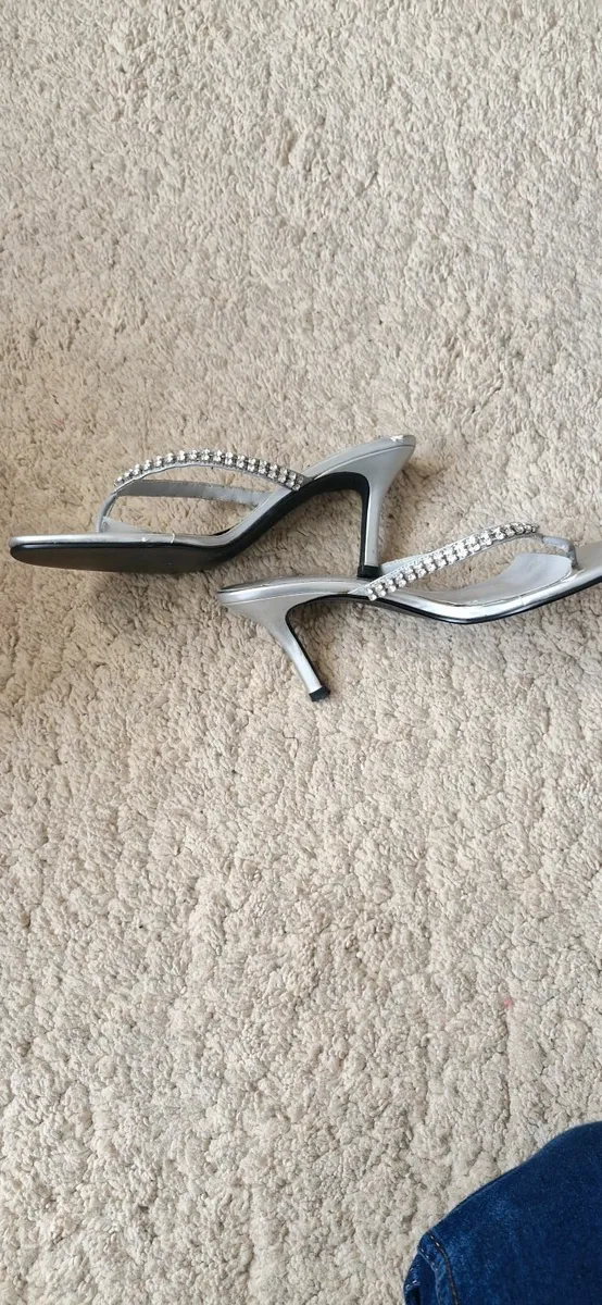 Shoes - Image 3