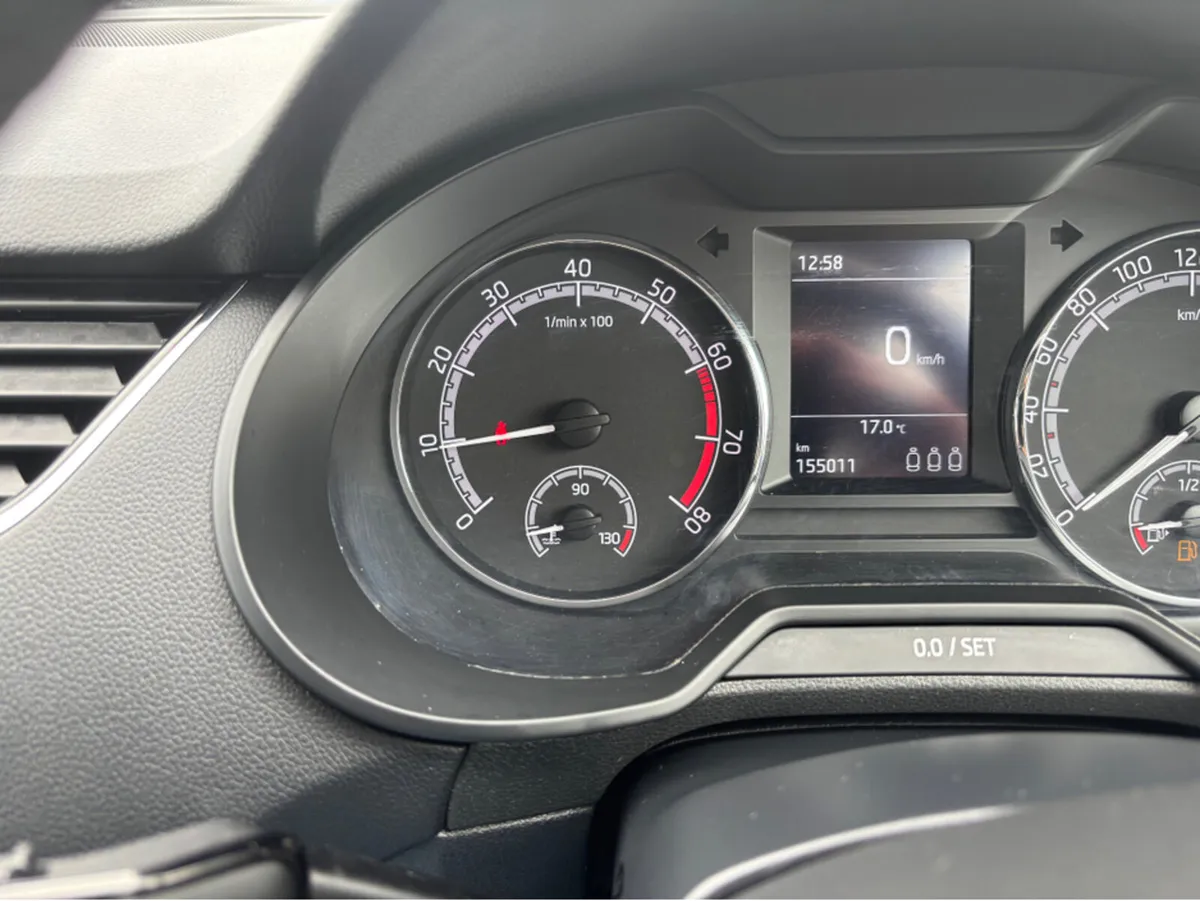 Skoda Octavia AMBITION 1.0 TSI 115HP 4DR - Image 3