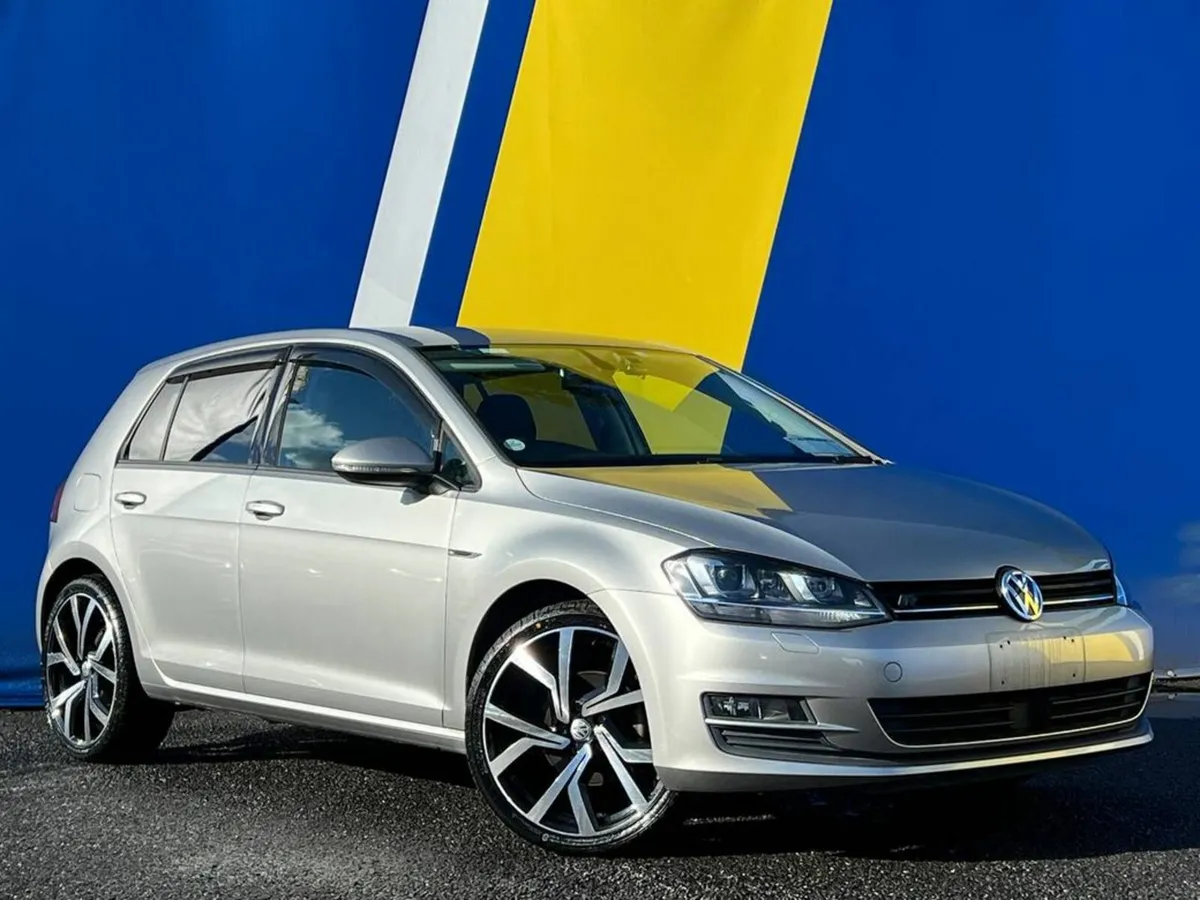 Volkswagen Golf R-LINE PACK 1.2 TSI // COMFORTLINE - Image 1