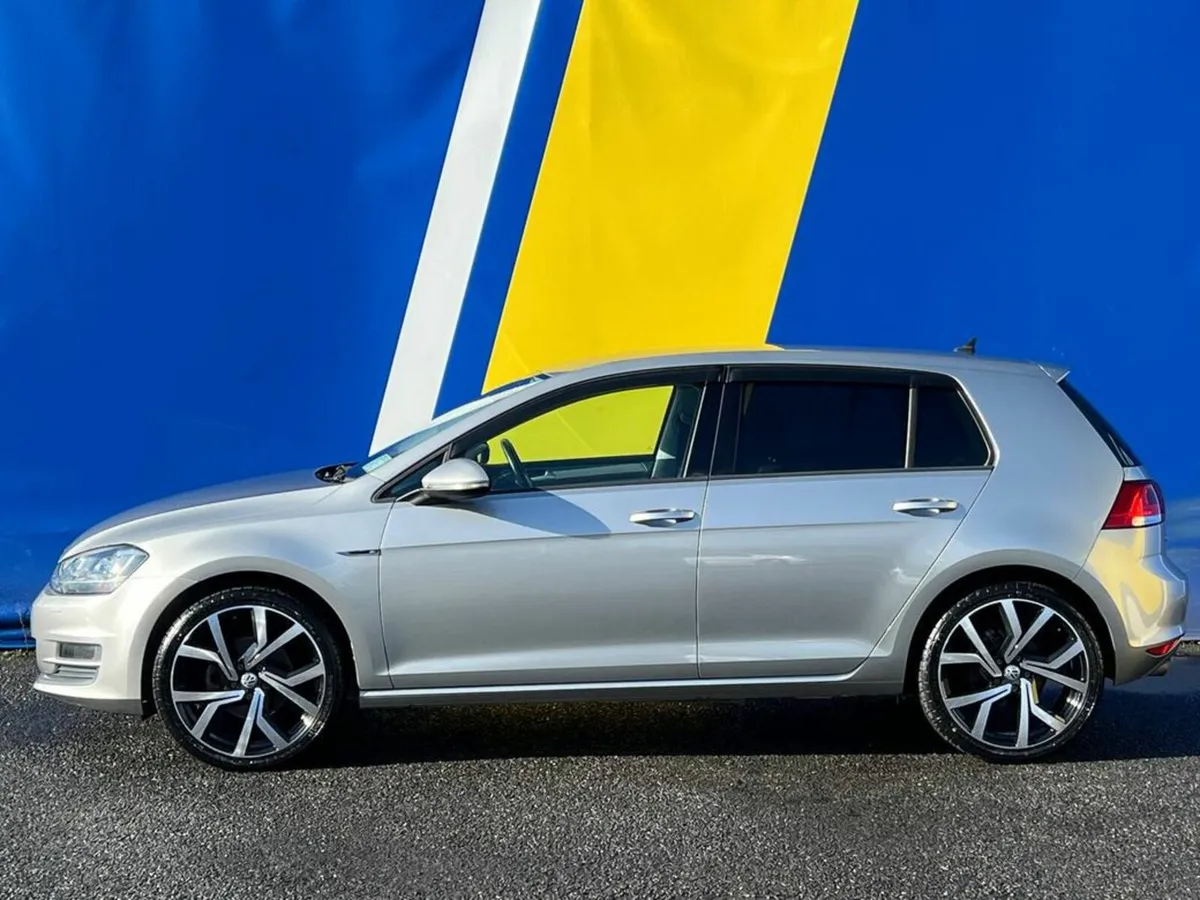 Volkswagen Golf R-LINE PACK 1.2 TSI // COMFORTLINE - Image 3
