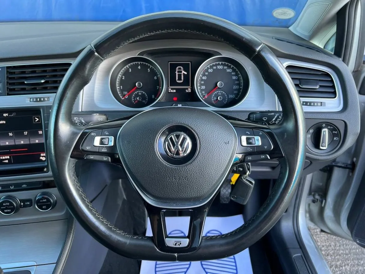Volkswagen Golf R-LINE PACK 1.2 TSI // COMFORTLINE - Image 4