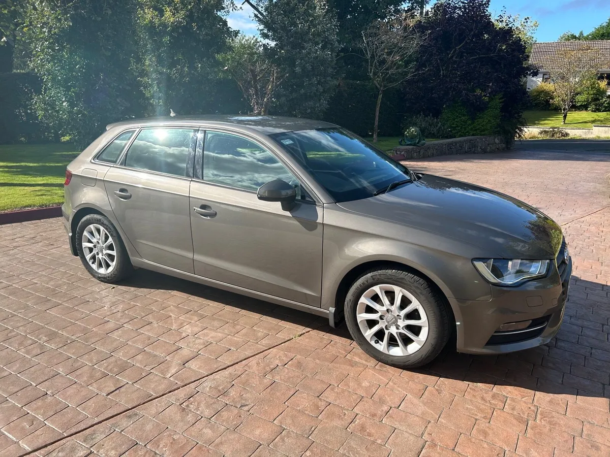 Audi A3 2013 - Image 2