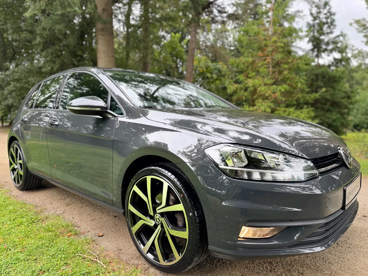 * 2021 * 1.0TSI 115BHP TREND LINE * URANO GREY  * - Image 3