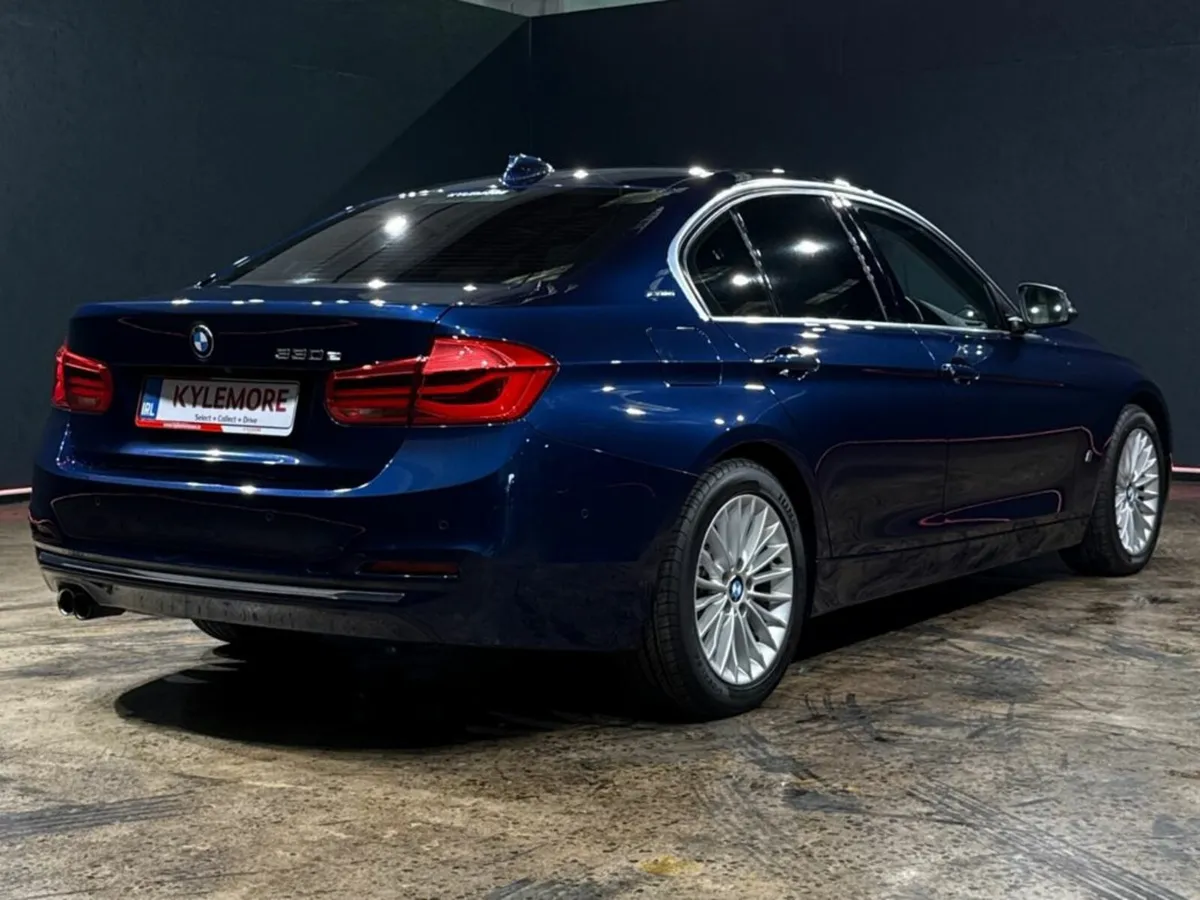 BMW 3-Series 2.0 330e - AUTOMATIC - CREAM LEATHER - Image 4