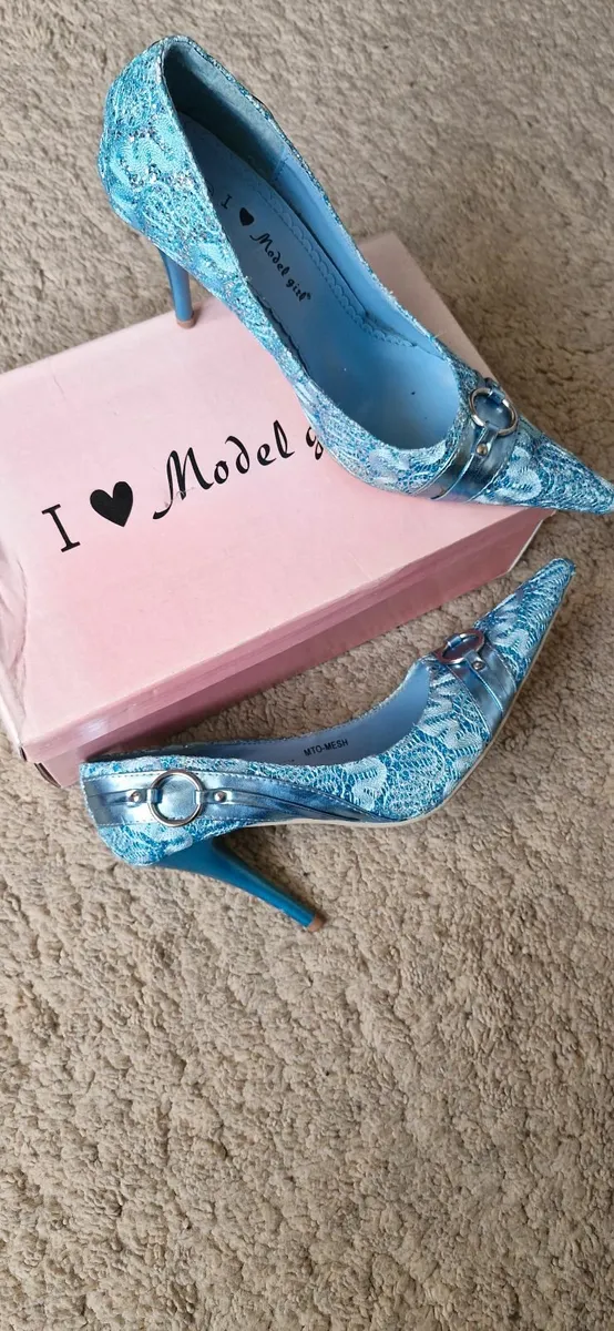 Shoes - Image 2