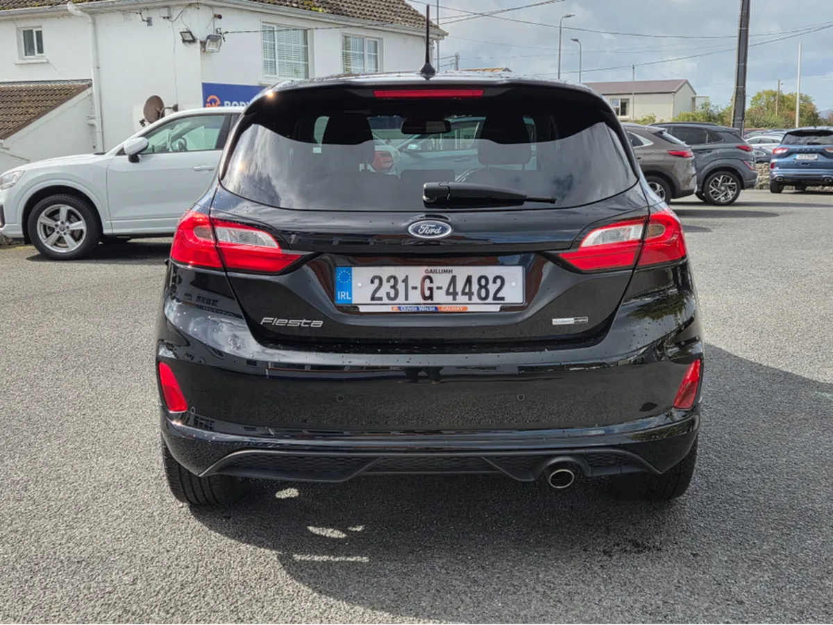 Ford Fiesta ST-LINE EDITION T - Image 2