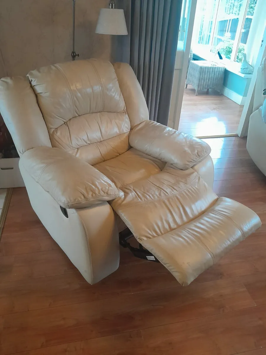 Leather Recliner Sofa - 2 Piece, 3 Seater - Image 4