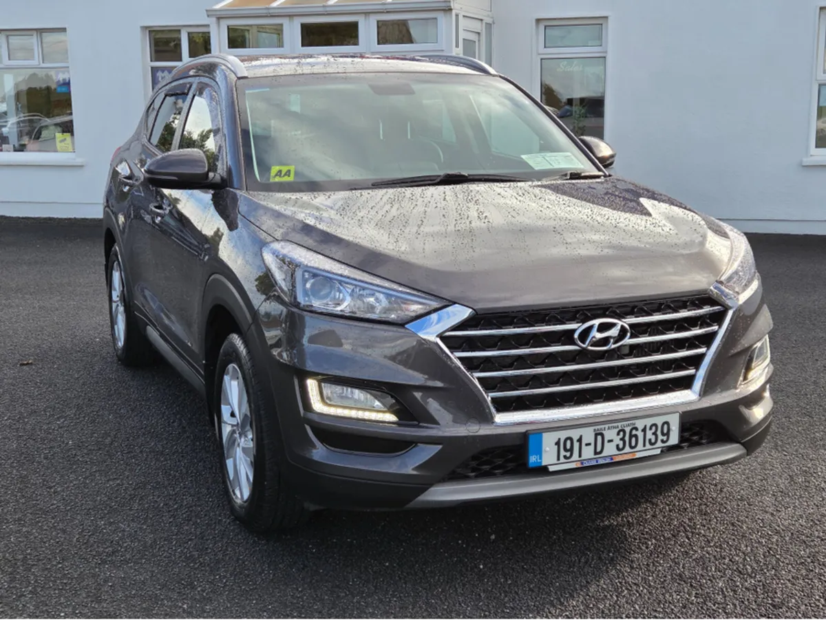 Hyundai Tucson IX35 EXECUTIVE 5DR - Image 2