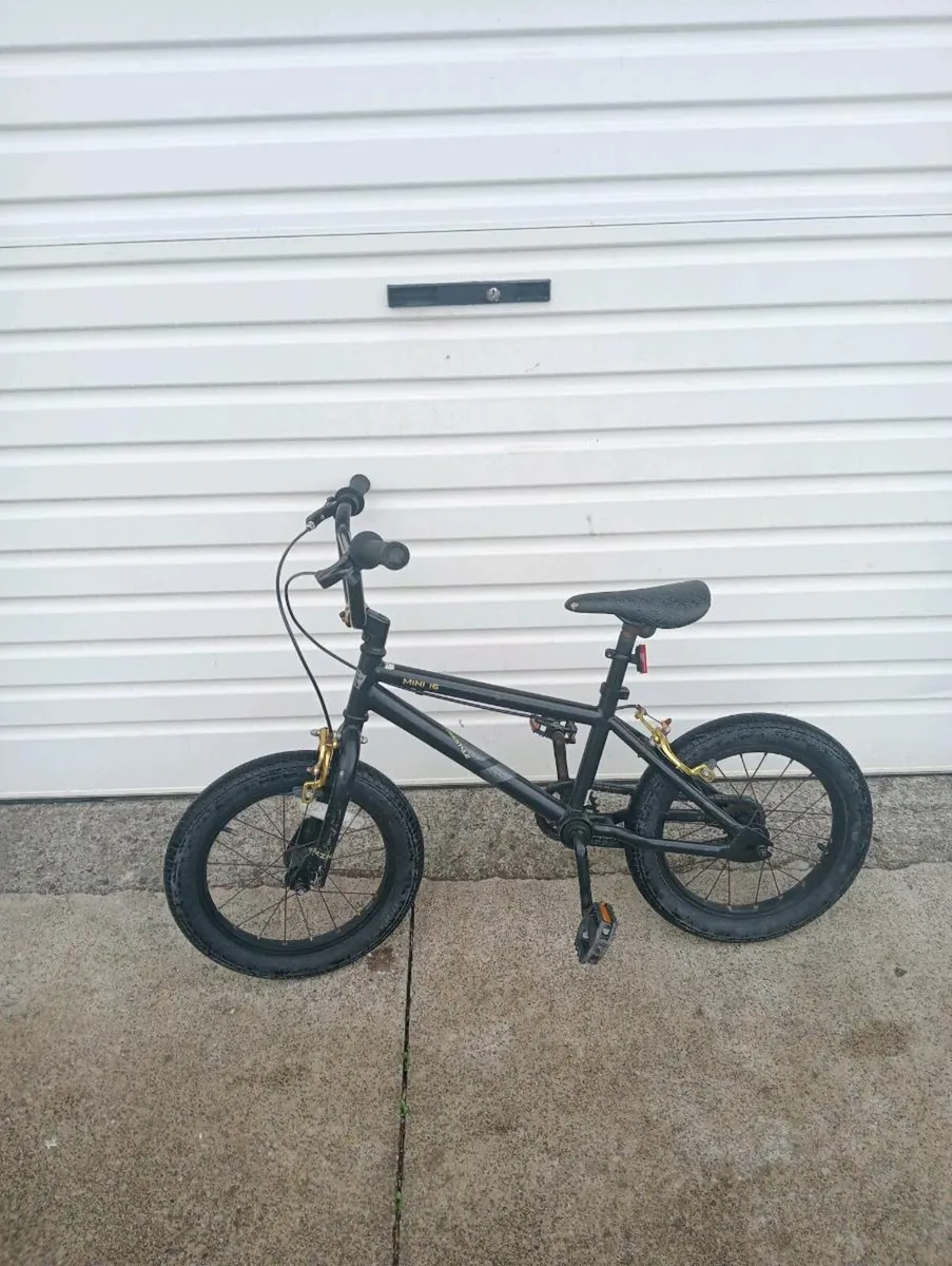 Bmx bike - Image 1