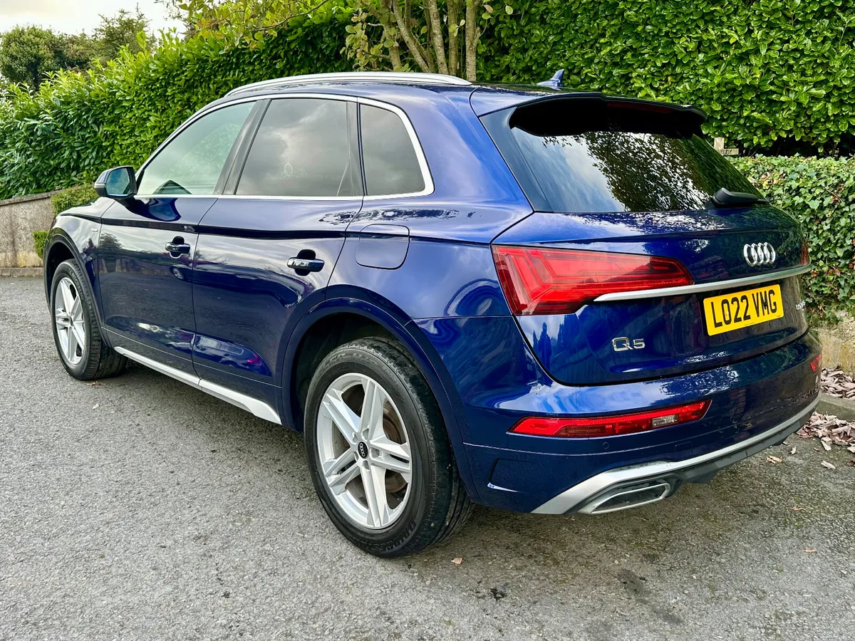 2022 Audi Q5 SLINE 50 TFSI E QUATTRO - Image 3