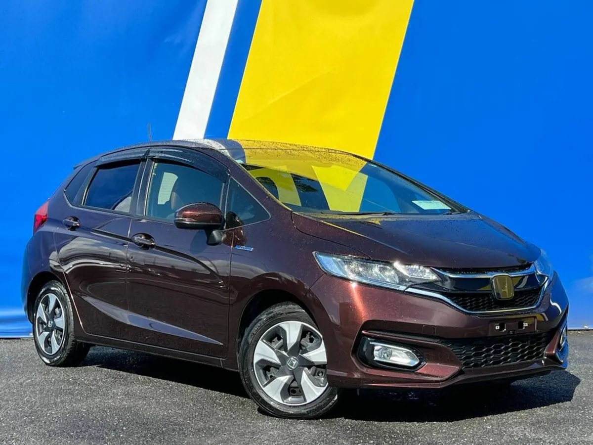 Honda Fit 1.5 HYBRID ** HIGH SPEC ** // LEATHER/AL - Image 1