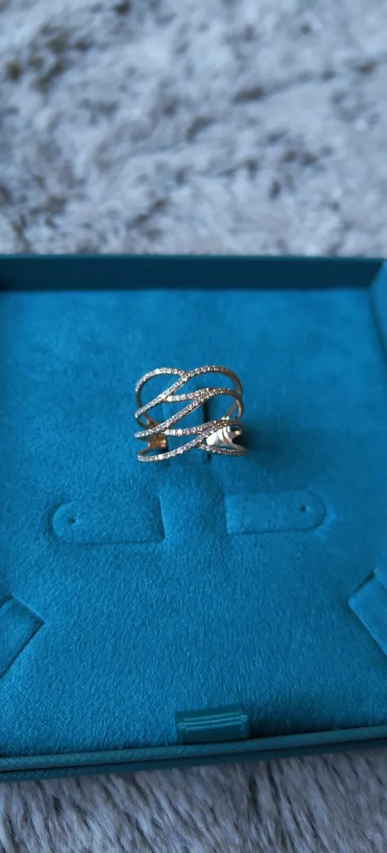 Rose Gold 14k Diamond Ring - Image 2