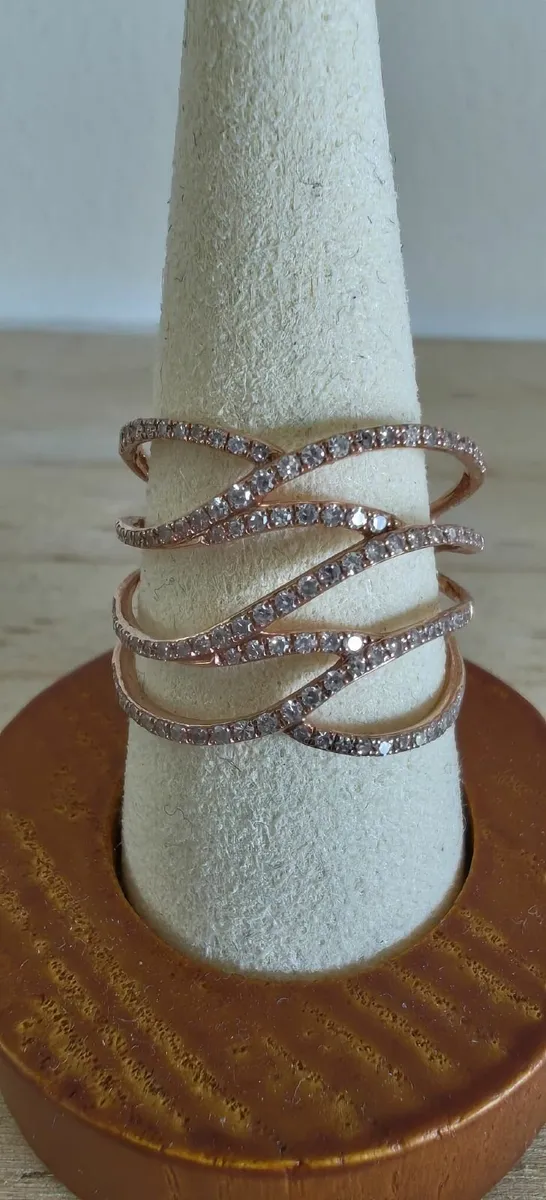 Rose Gold 14k Diamond Ring - Image 1