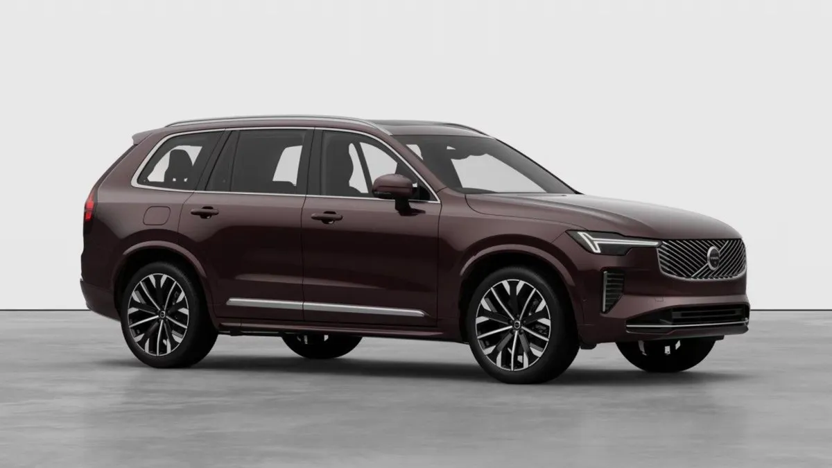 Volvo XC90 T8 Plus Dark  mulberry Metallic   210 - Image 1