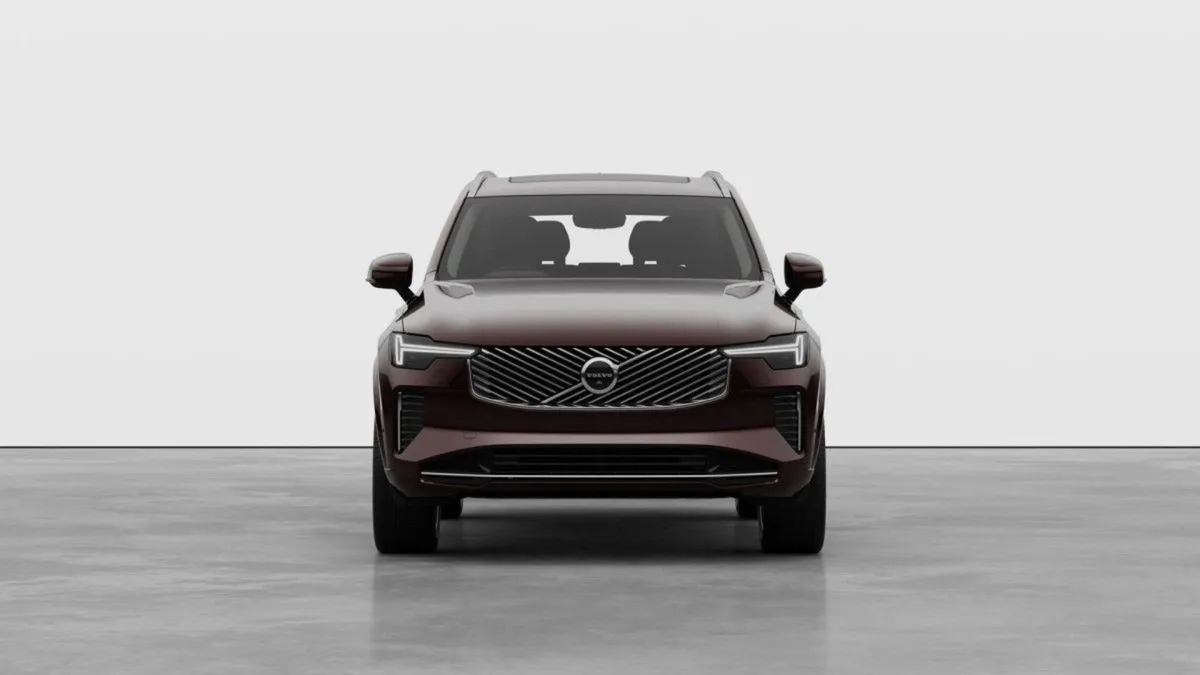 Volvo XC90 T8 Plus Dark  mulberry Metallic   210 - Image 3
