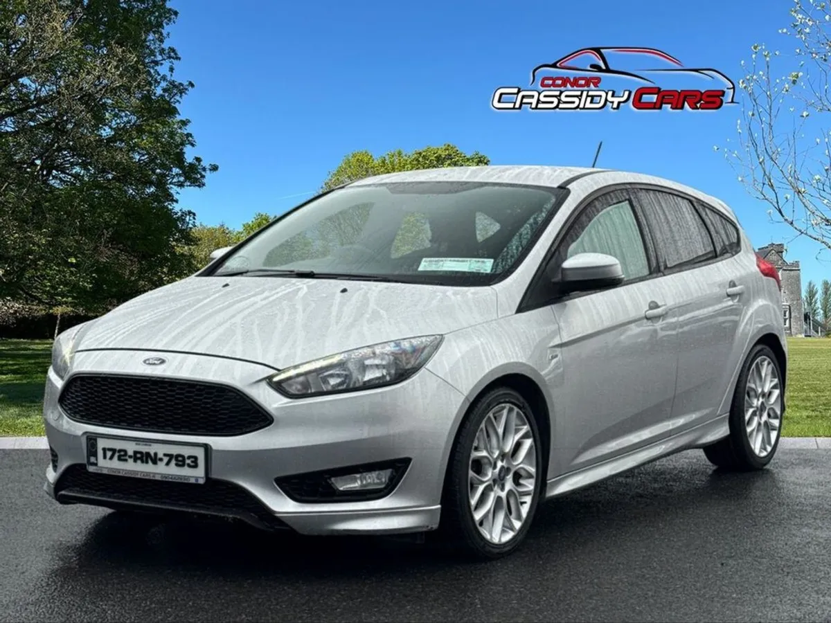 Ford Focus St-line 120PS 5DR - Image 4