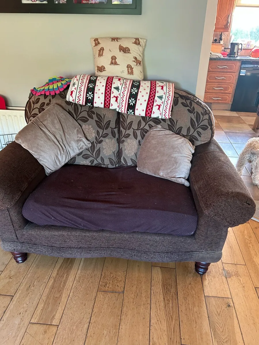 3-2-1 suite of furniture - Image 3
