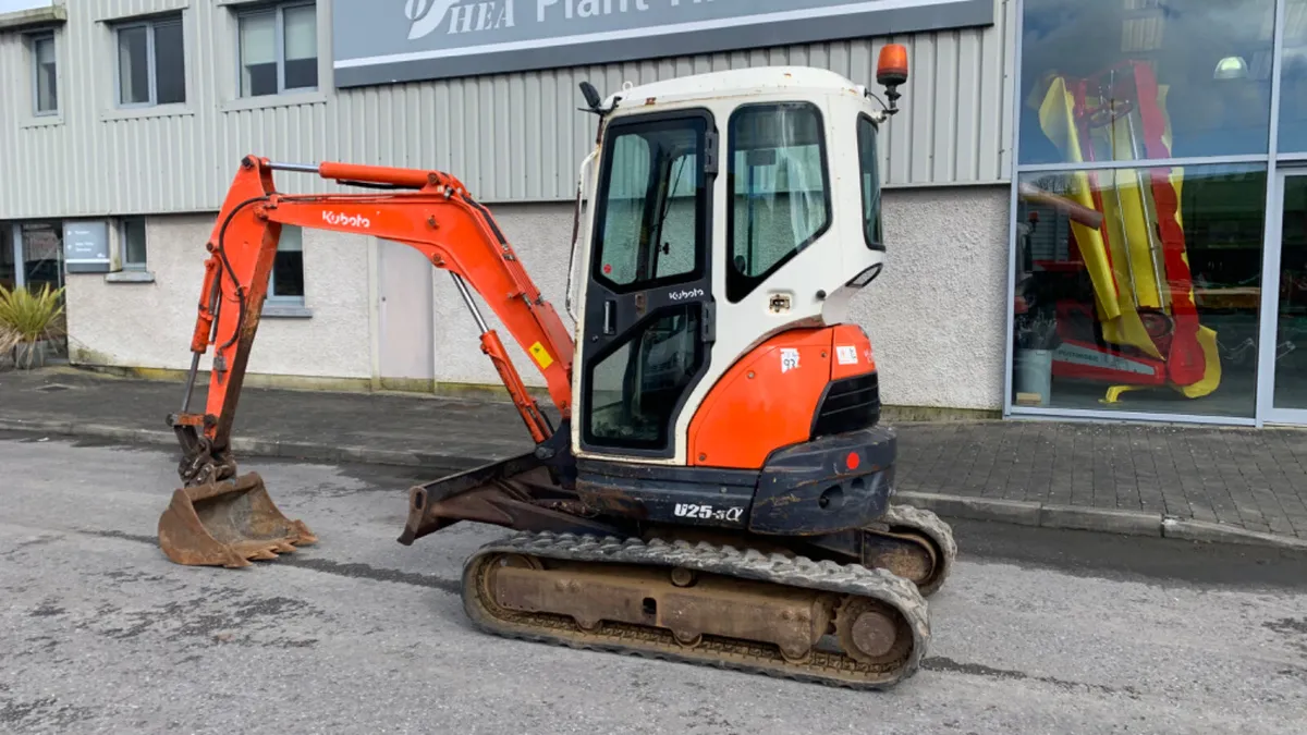 Kubota U25-3 For Sale - Image 2