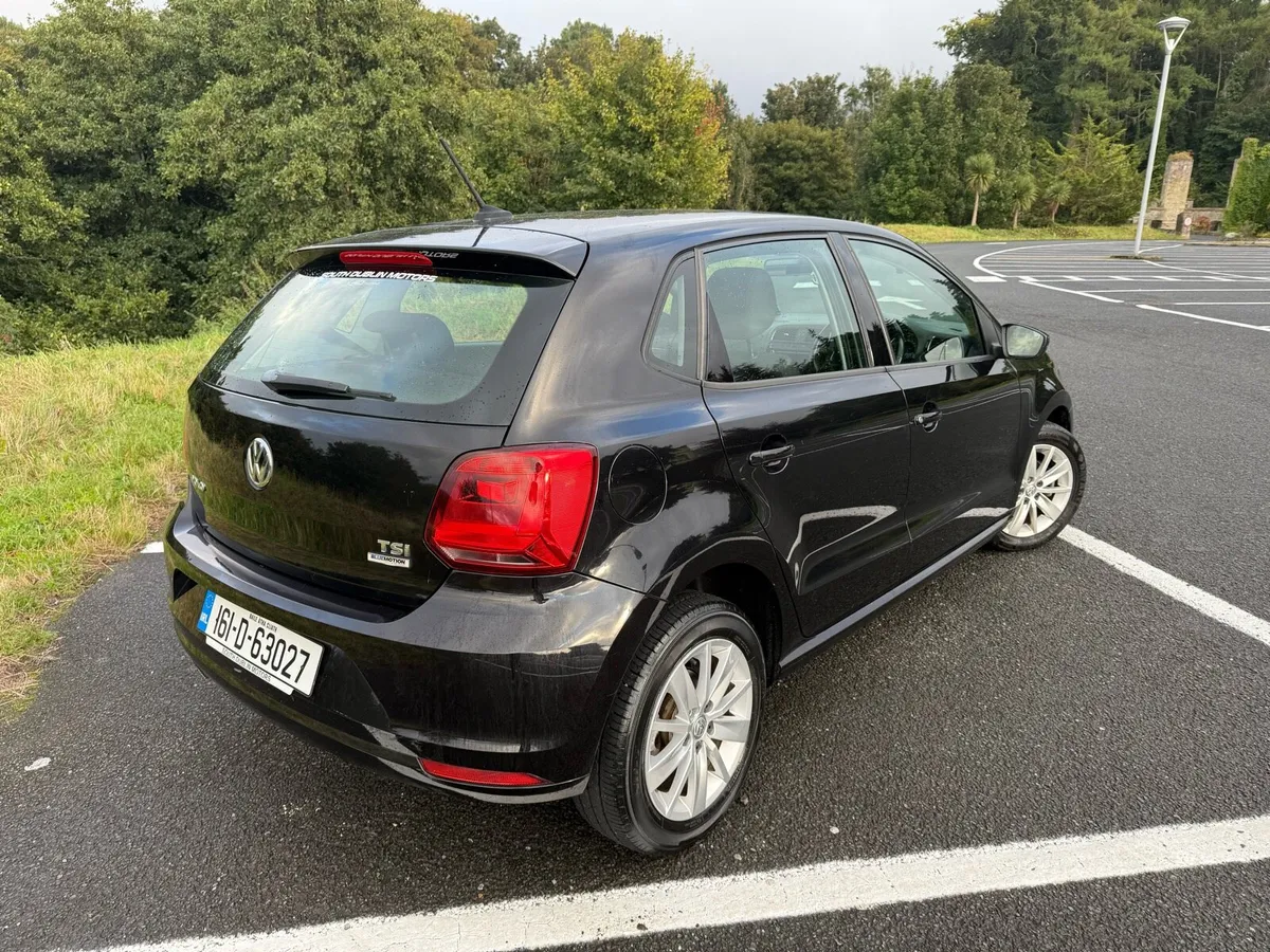 Volkswagen polo - Image 2