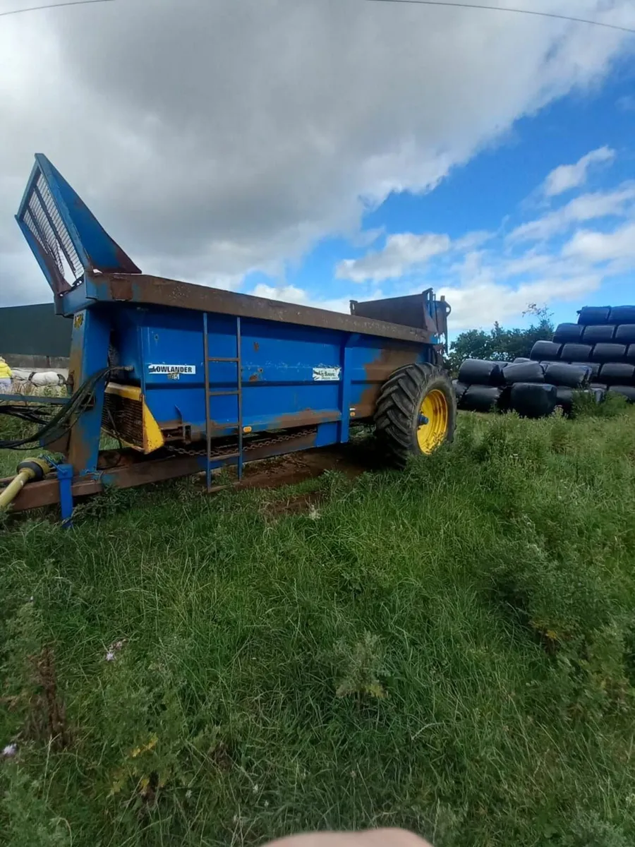 Dung spreader - Image 1