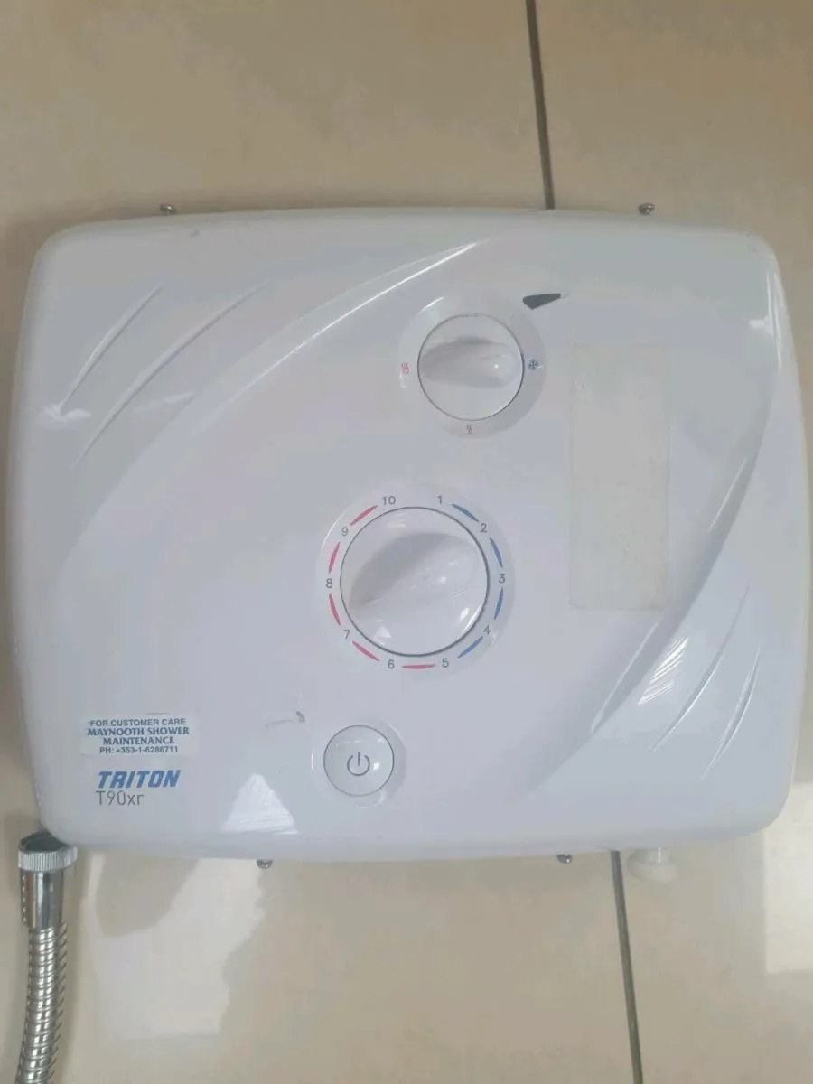 Triton Shower - Image 2