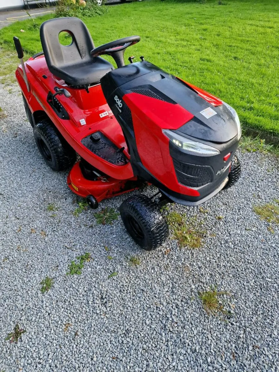 Ride on mower - Image 2