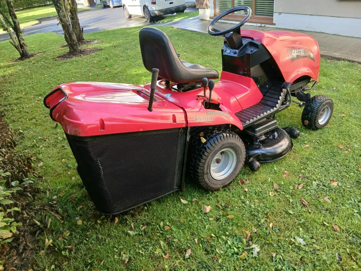 Ride on lawnmower - Image 3