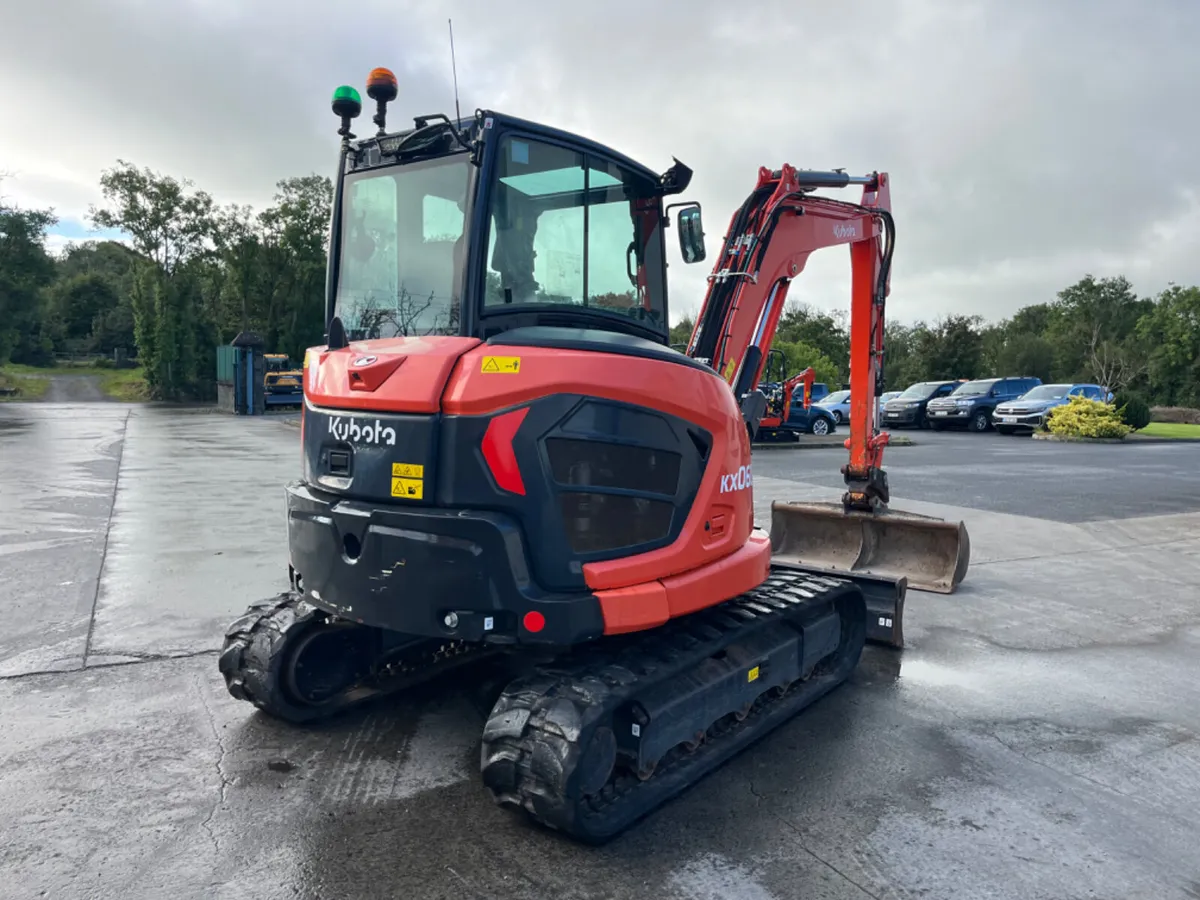 2022 Kubota KX060-5 - Image 4