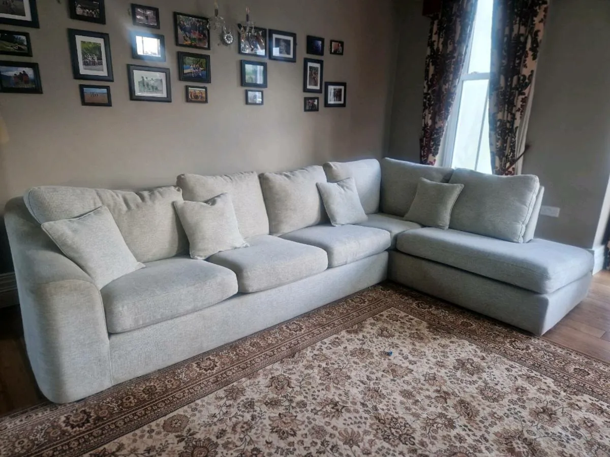 Sofa - Image 3