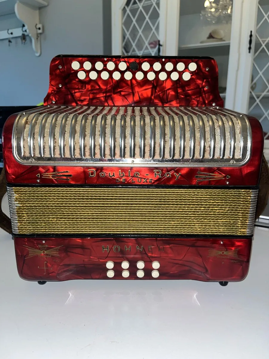 Hohner Double Ray Deluxe Accordion For Sale