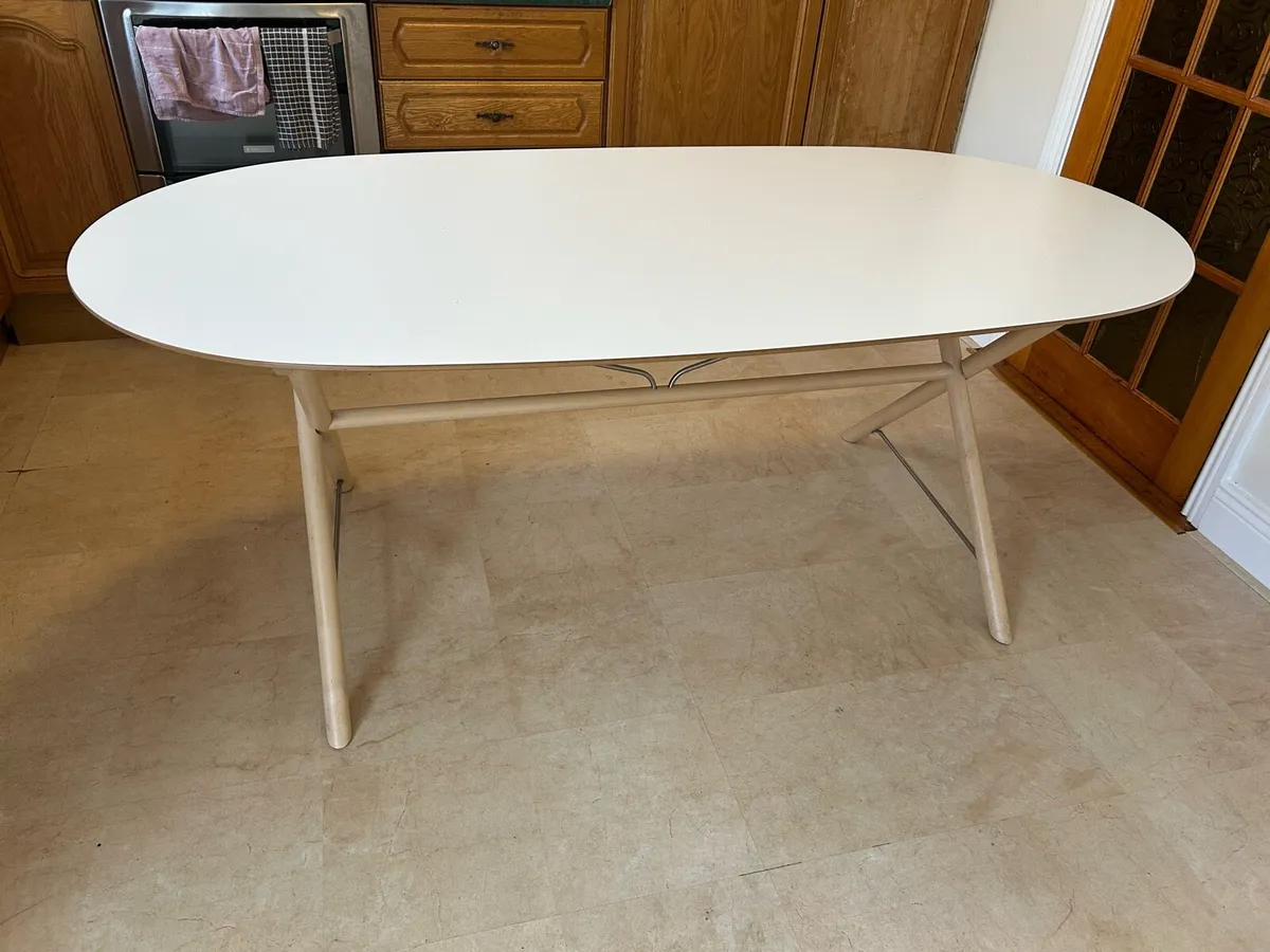 Dining room table and 4 chairs - Image 1