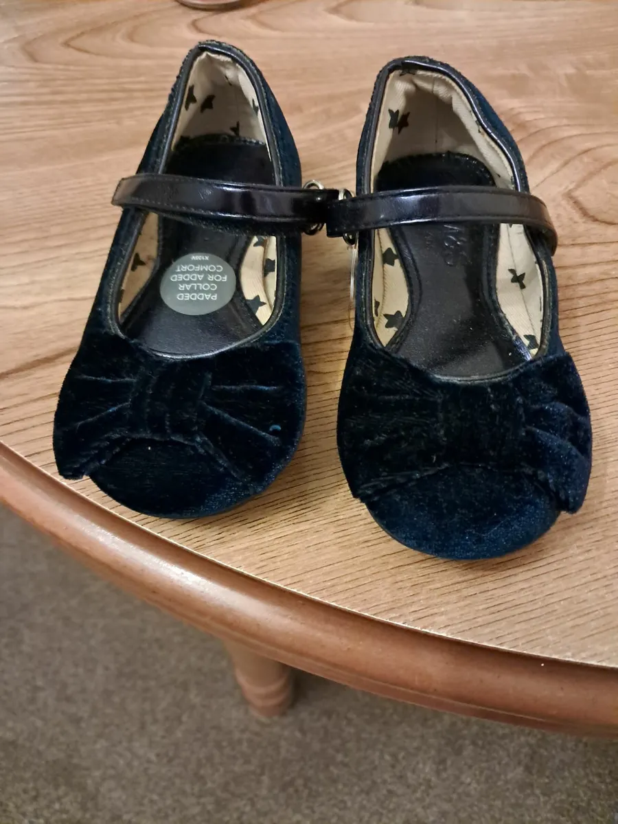 Girls shoes - Image 3