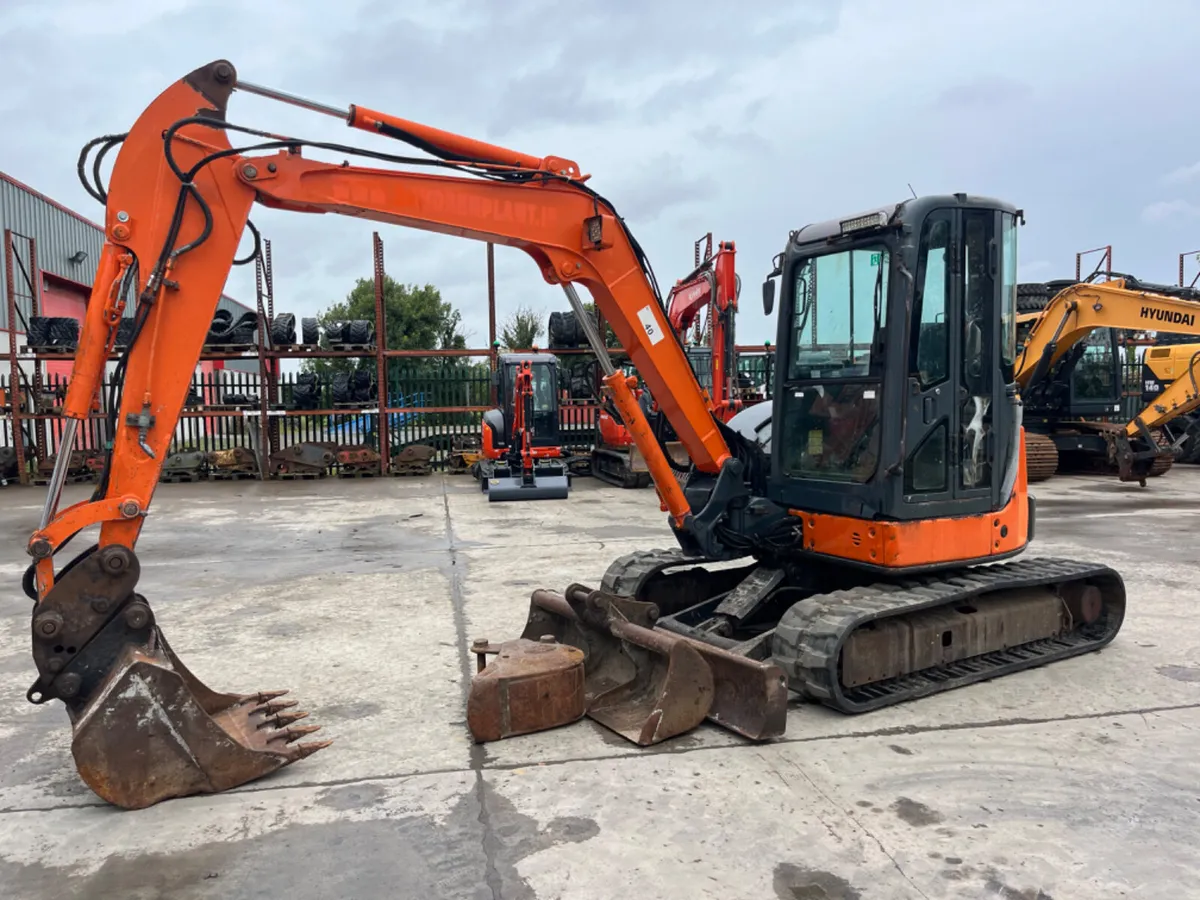 2007 Hitachi ZX50U - Image 2