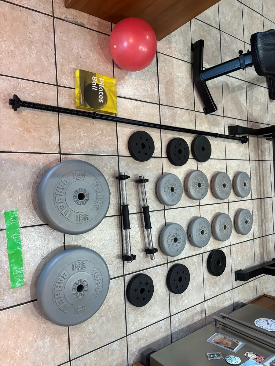 ALL IN 1 GYM SET, SQUAT RACK, BENCH, WEIGHTS, BARS - Image 2