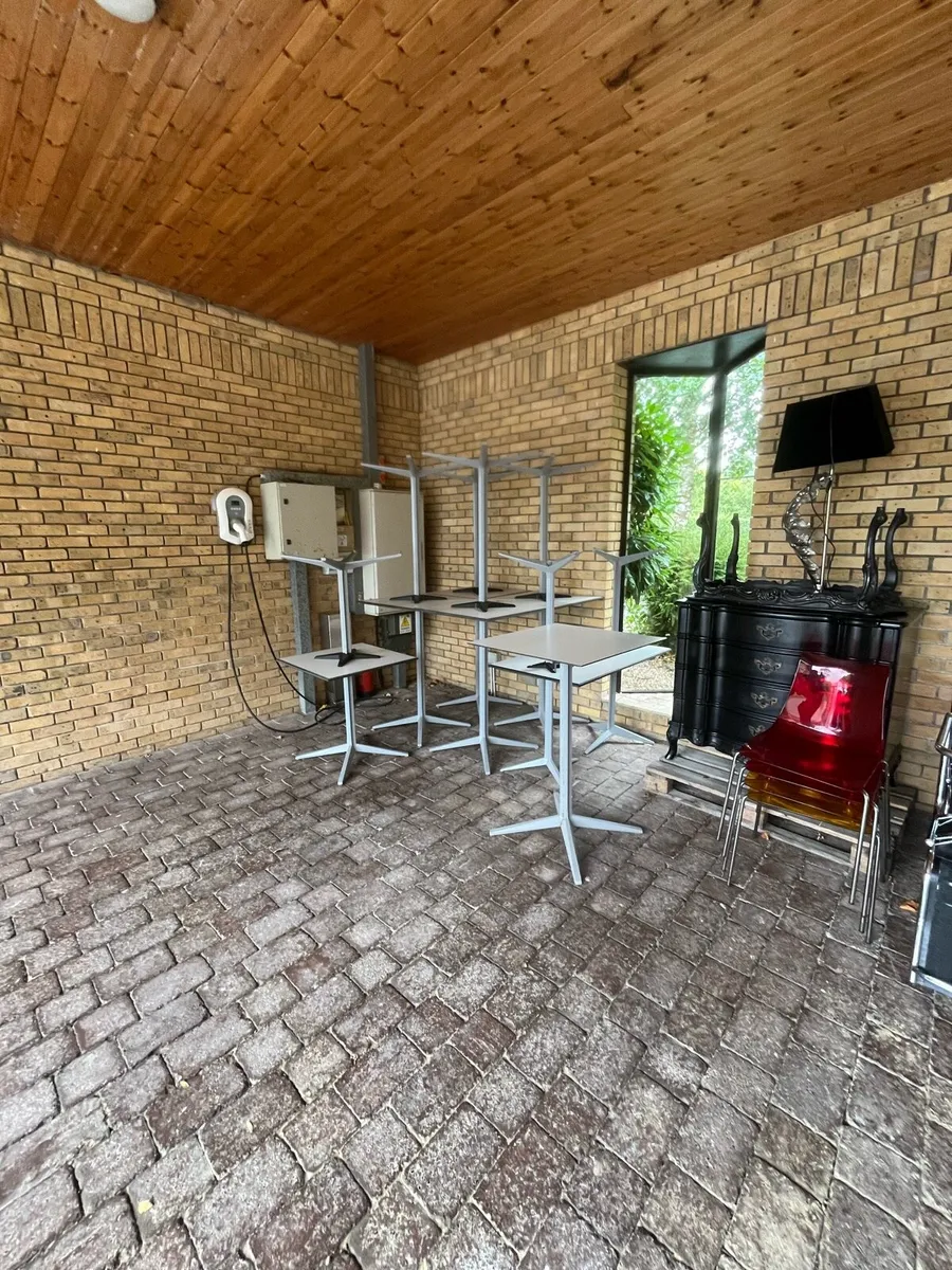 Chairs - Image 4