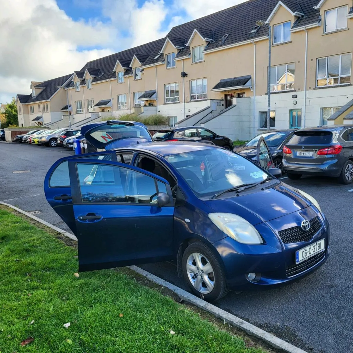 2006 Toyota Yaris NCT and Tax Road - Image 4