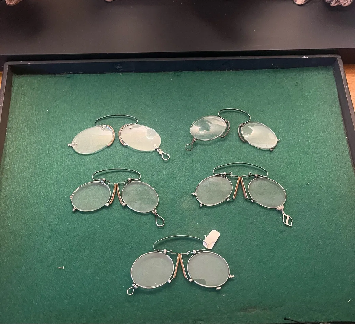 Antique Pincher Frameless Eye Glasses - Image 1