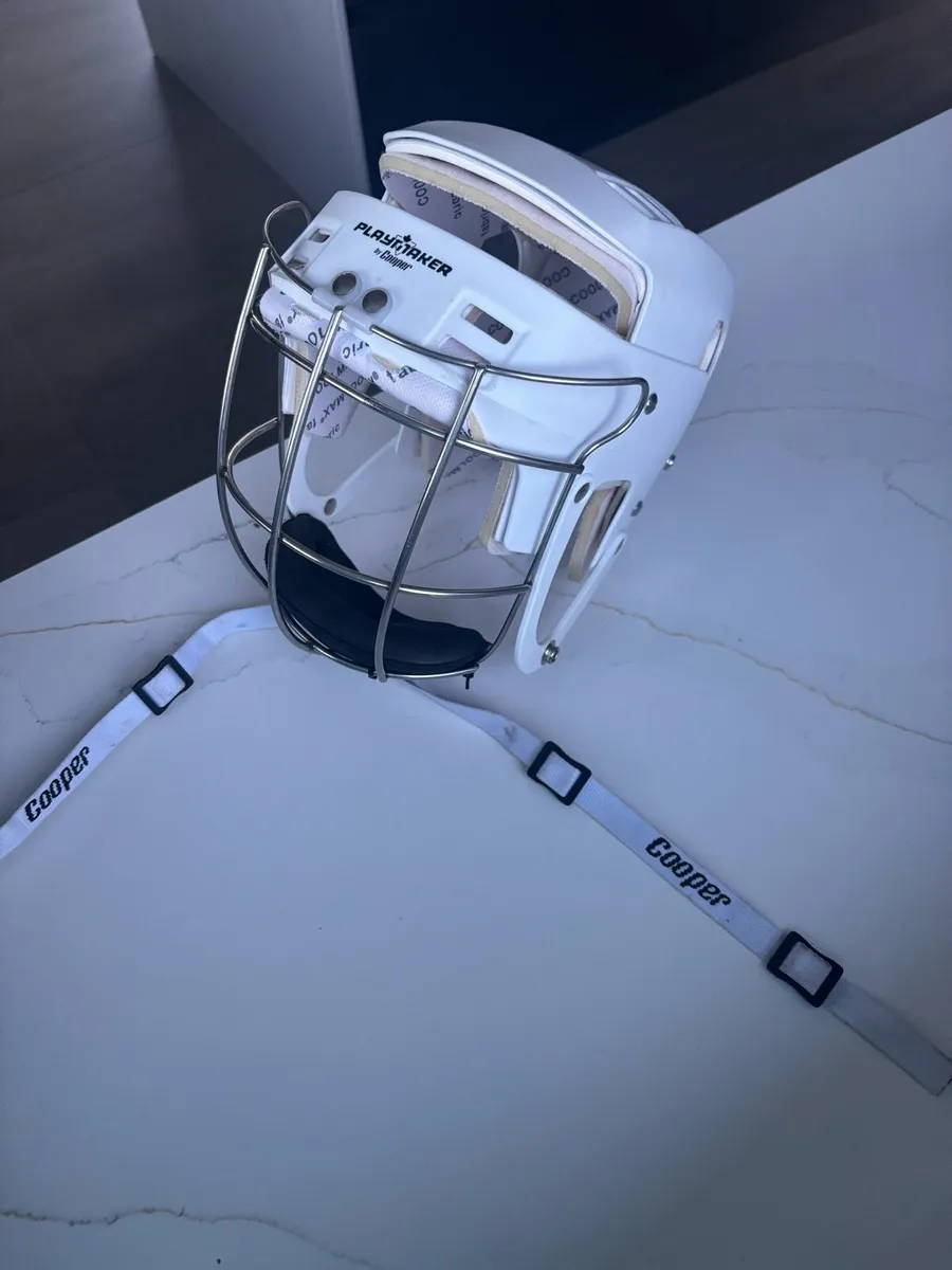 Cooper helmet kids 6-14 - Image 1