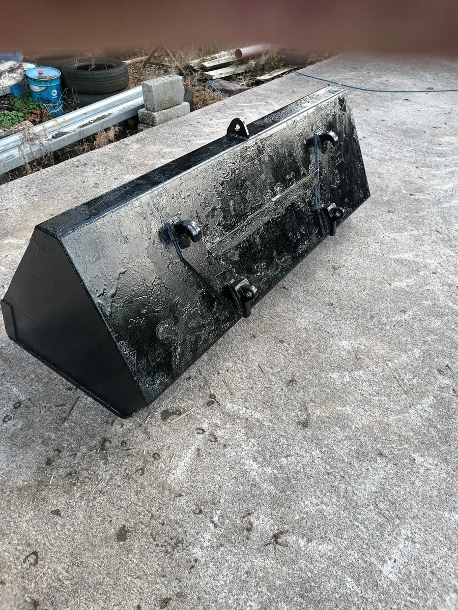 Fleming 6ft bucket - Image 1