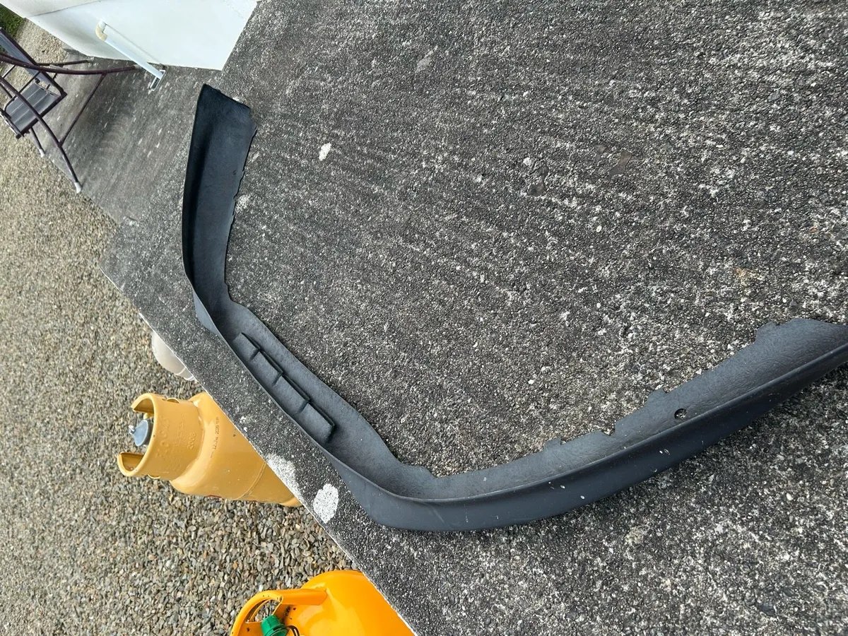 Ford mondeo mk4.5 front splitter and induction kit - Image 1