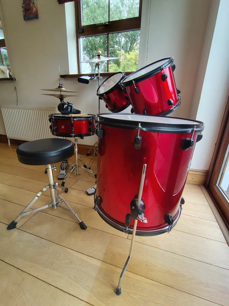 Complete Drum Kit + Extras - Image 2