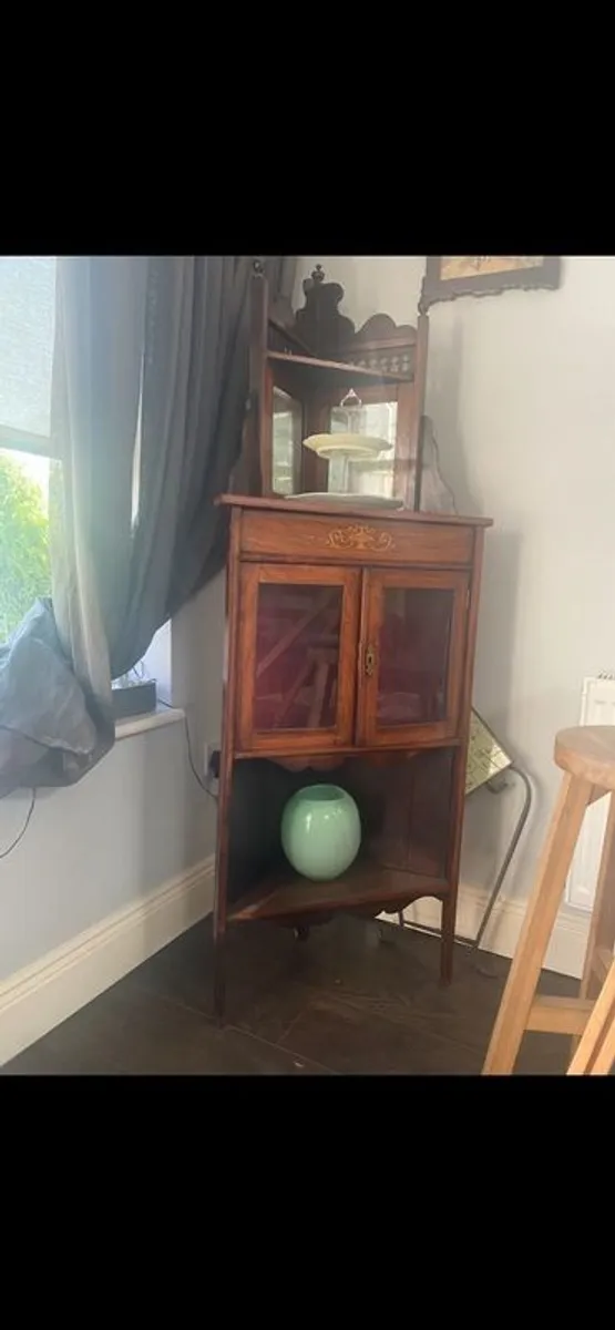 corner - Image 2