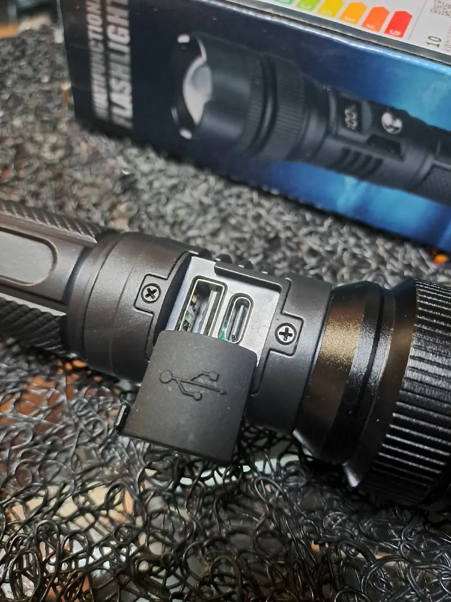 LED Flashlight Rechargeable - Image 2
