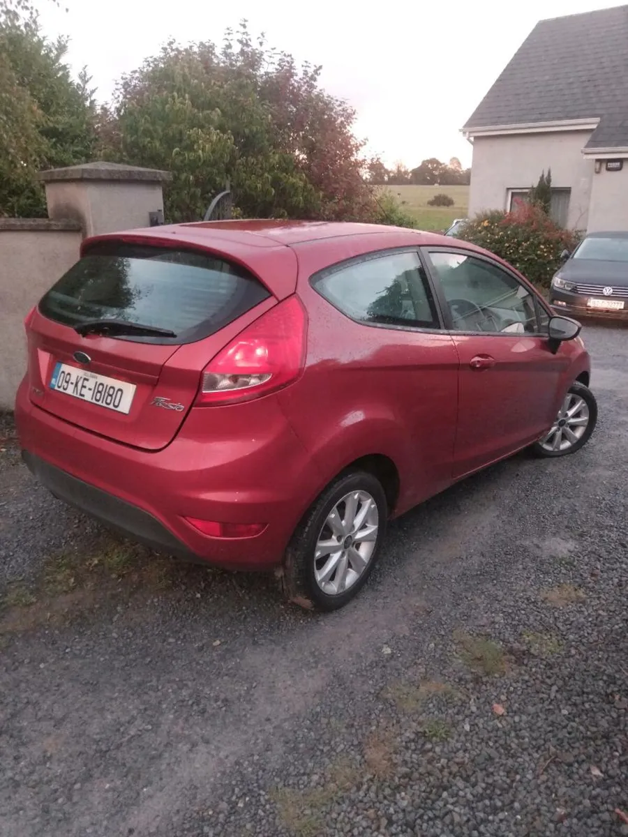 09 ford fiesta 1.2 petrol recently nctd - Image 3