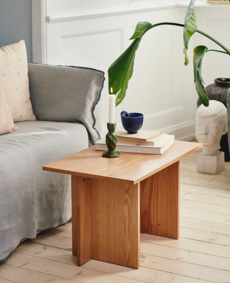 Coffee table - Image 1