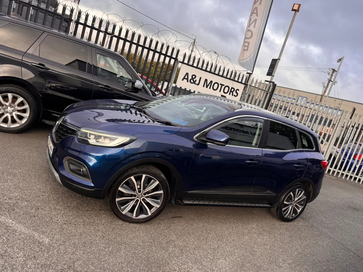 19 Renault Kadjar Glass Roof S Edition - Image 2