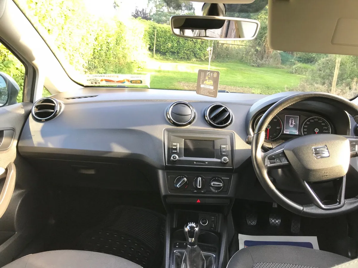 SEAT Ibiza 2017 - Image 2