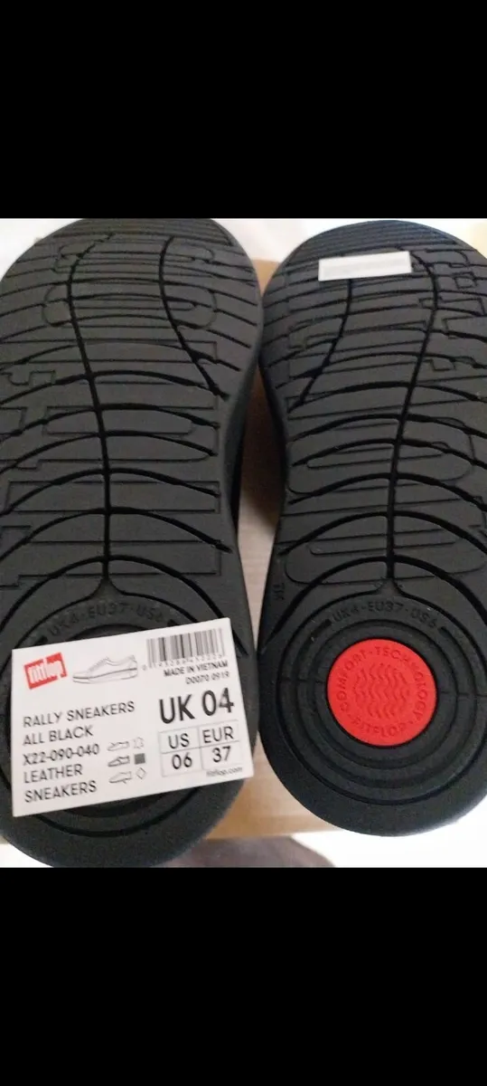 Fitflop Rally Black Trainers/walking shoes size 4 - Image 2