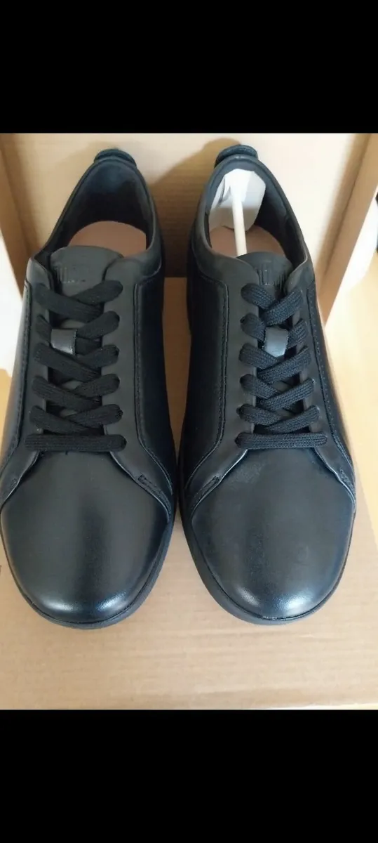 Fitflop Rally Black Trainers/walking shoes size 4 - Image 3