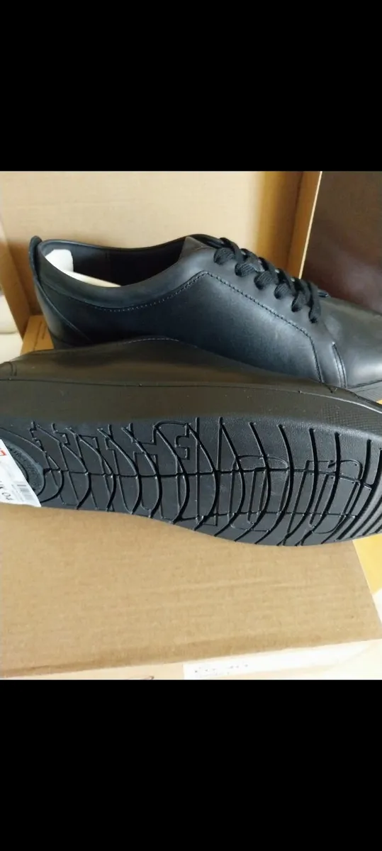 Fitflop Rally Black Trainers/walking shoes size 4 - Image 4